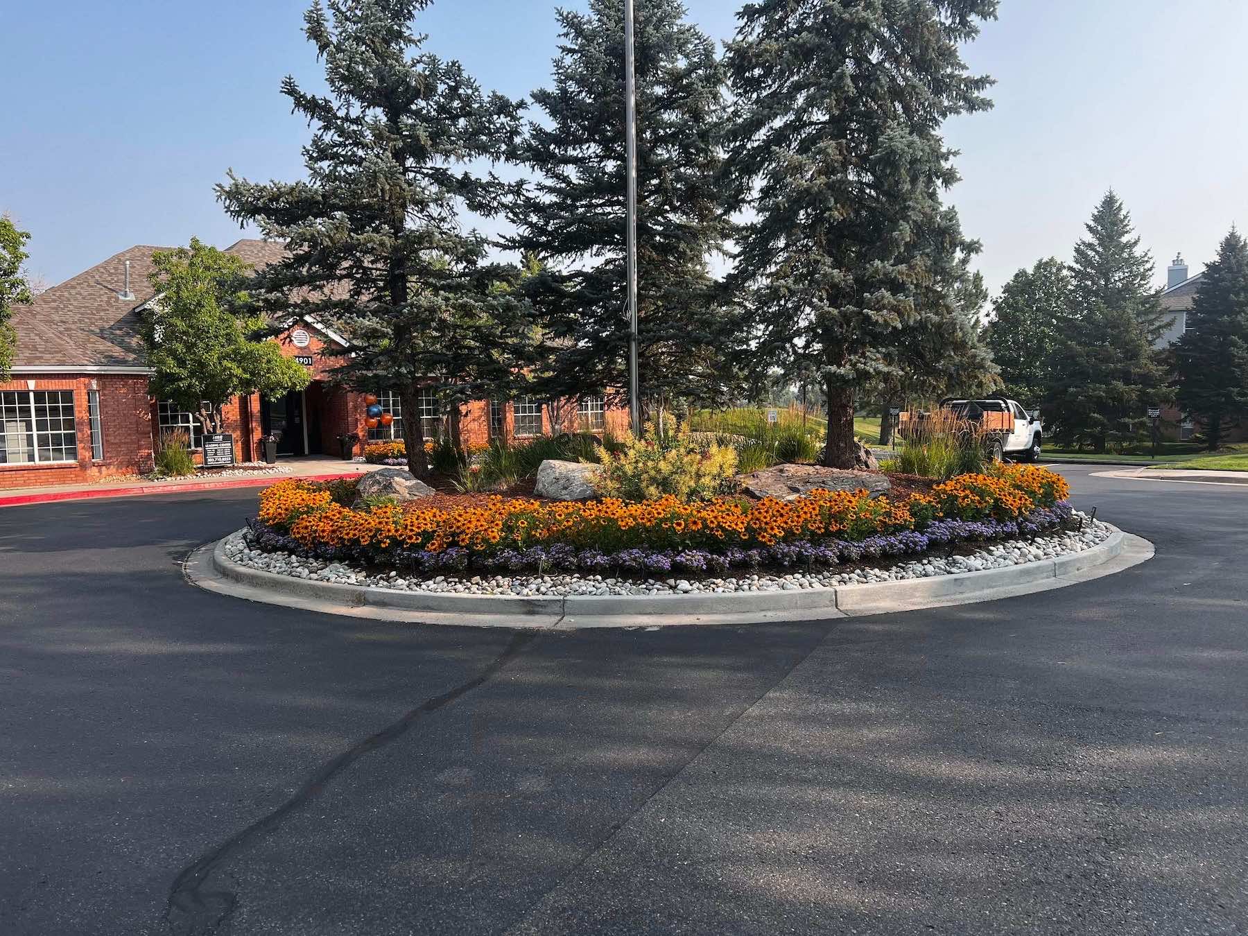 imt hyland hills roundabout flowers